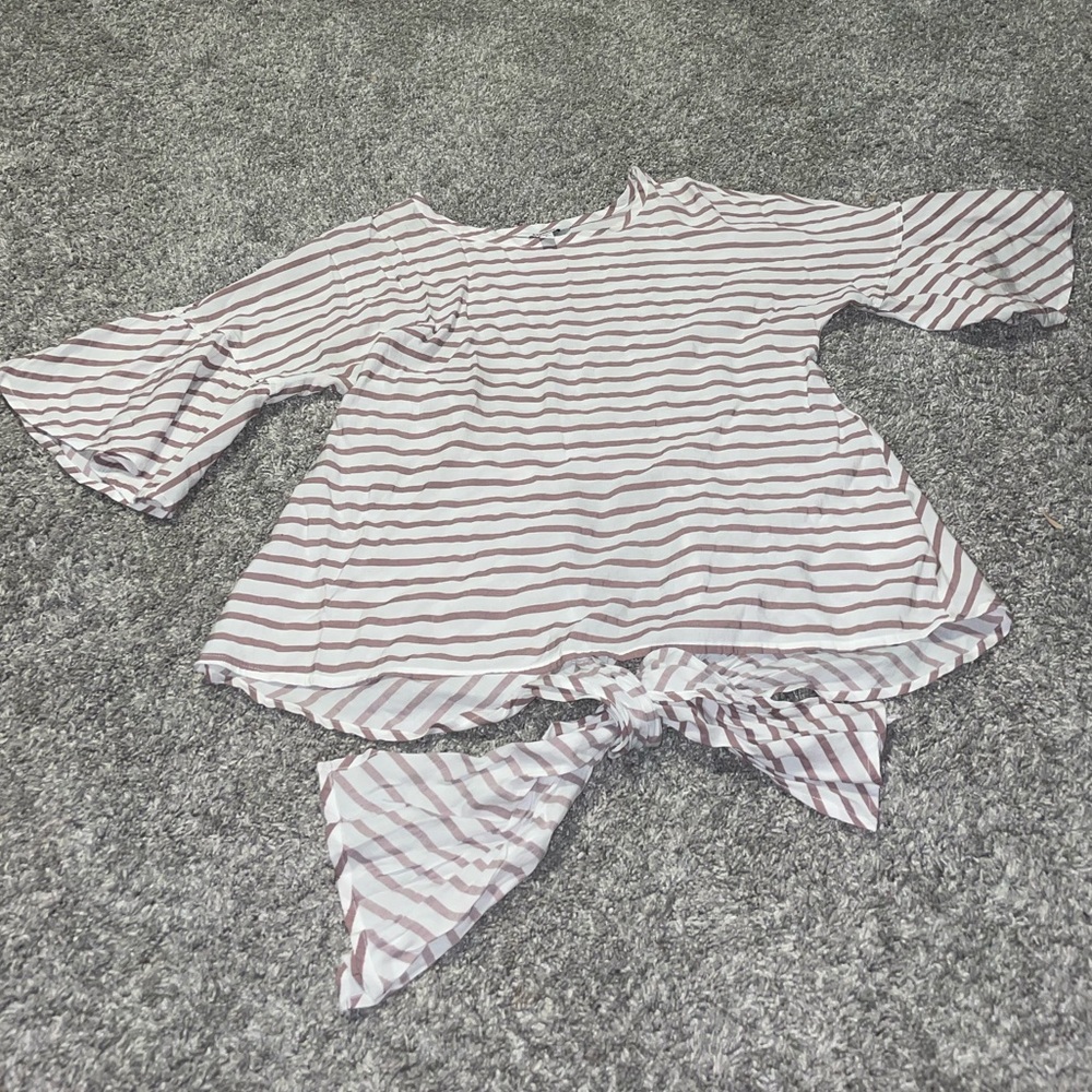 SMALL PETITE STRIPPED SHIRT WITH TIE AT BOTTOM